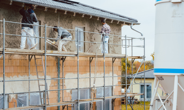 Vakolás ősszel - szakember